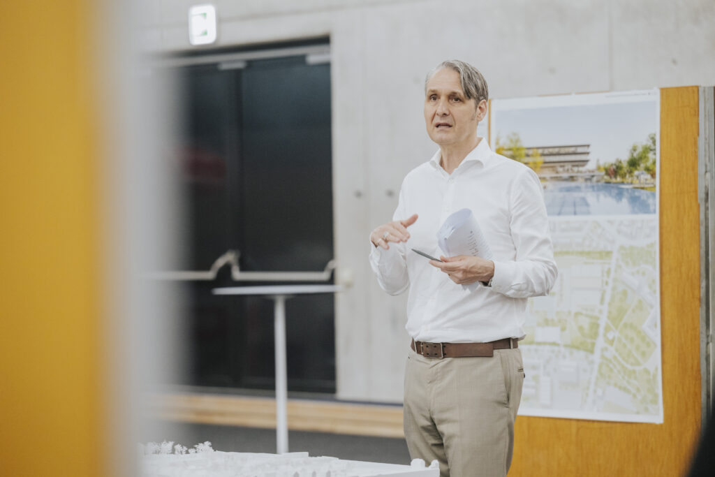 Stadt Schaffhausen - Neubau Hallenbad KSS |  Pressetermin